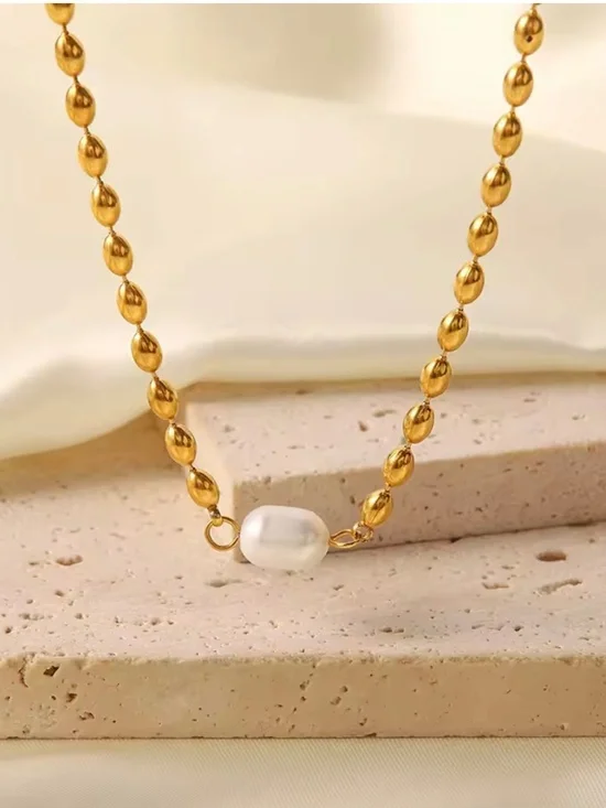 Pearl Necklace - Picture 2 of 2